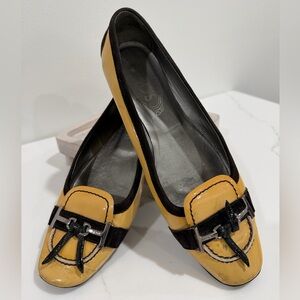 Tod's Size 7 patent loafer ballet flats  Italy Double T silver logo